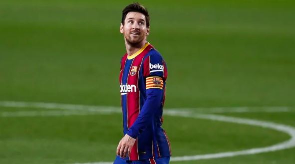 Ayah Lionel Messi Tepis Rumor Hengkang Sang Putra ke PSG